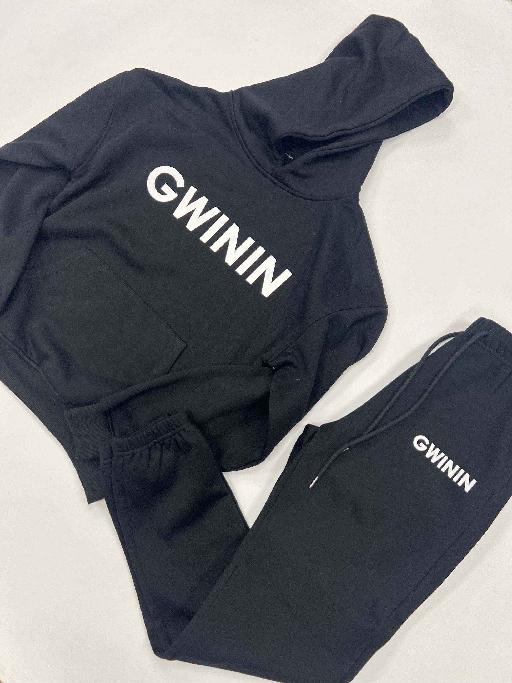 My Playlist HB SWEATSUIT – GWININ